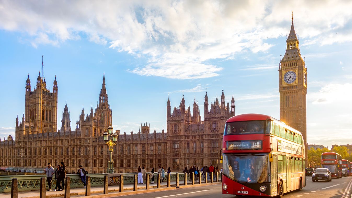 Példátlan védelmikiadás-emelést jelentett be a brit kormány