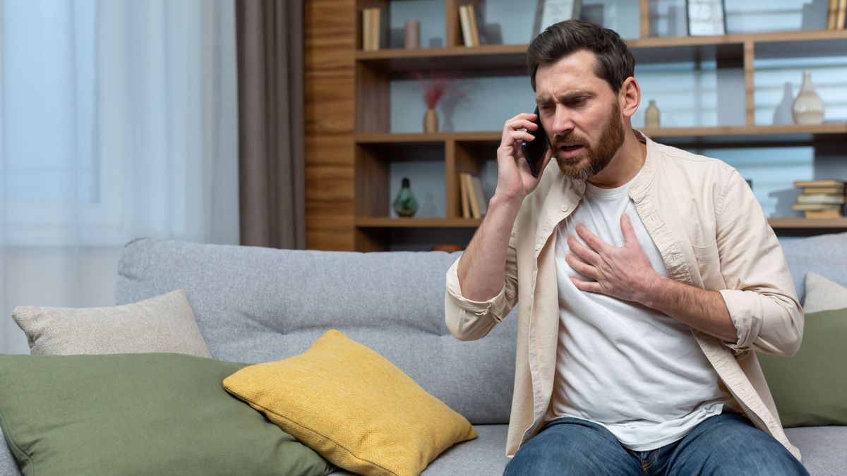 Ha ezt a telefonhívást véletlenül felveszed, mindenedet ellophatják
