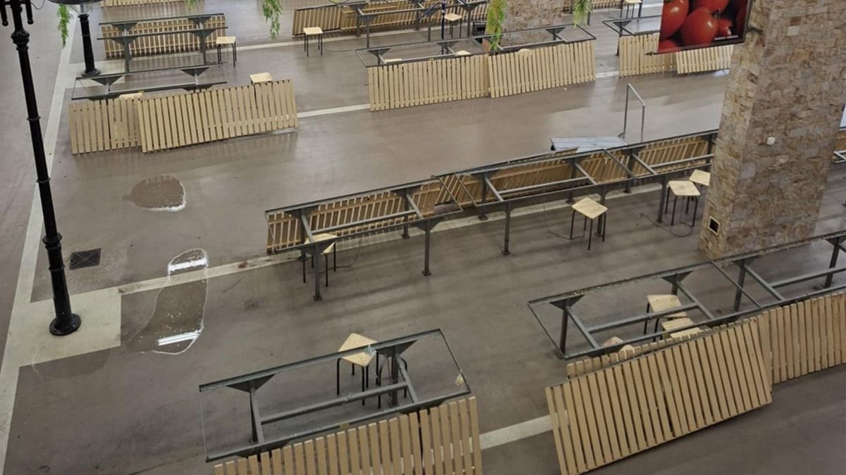 Ritkán látni így a kecskeméti piacot, életet mentettek a fiatalok