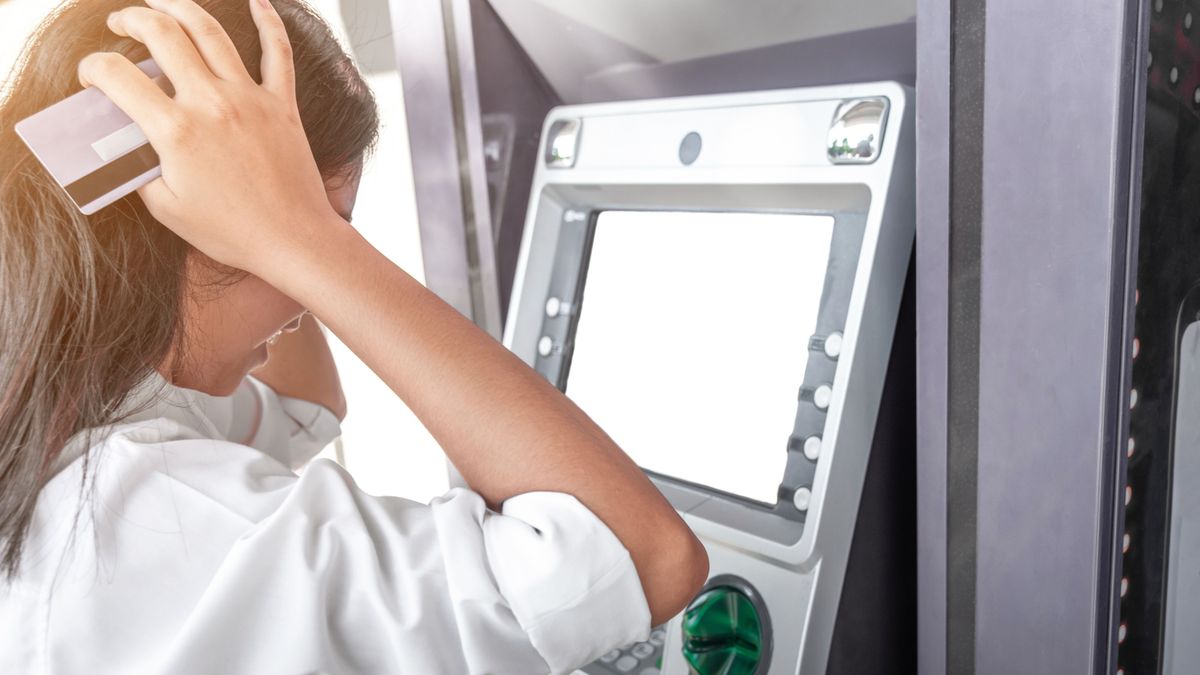 bankszünnap, netbank, kártyatiltás, ATM