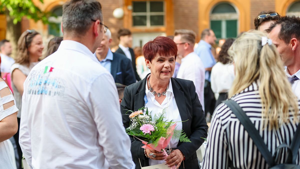 felnőttek gimnáziuma, érettségi, Lakitelek