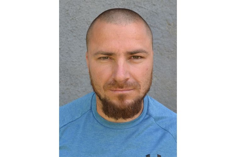 gyilkosság, rendőrség, körözés
