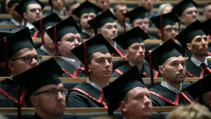 Diplomaosztó a Neumann János Egyetemen