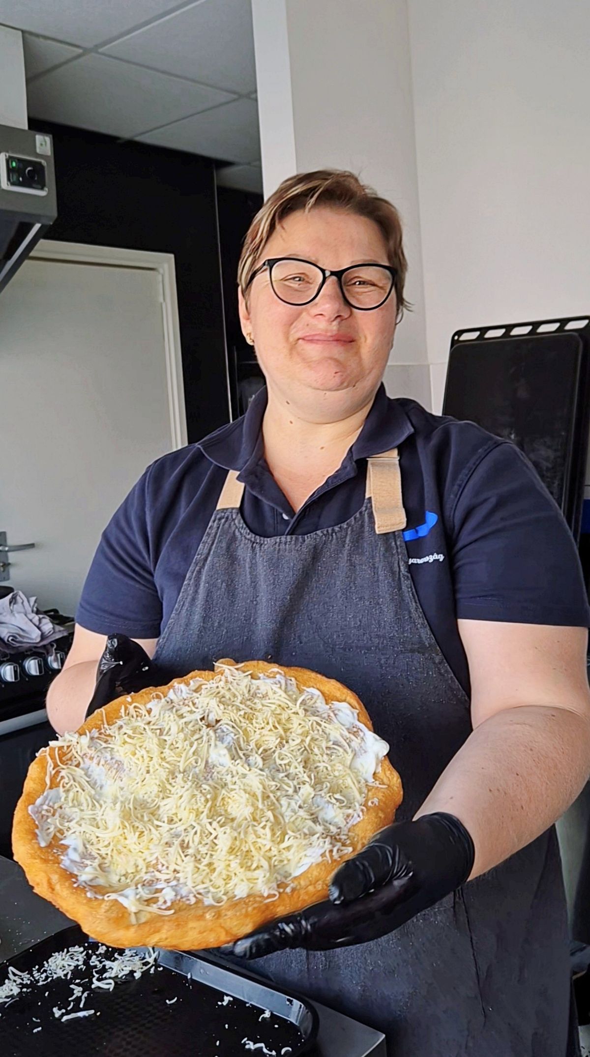 Balaton Winkel, lángos, család