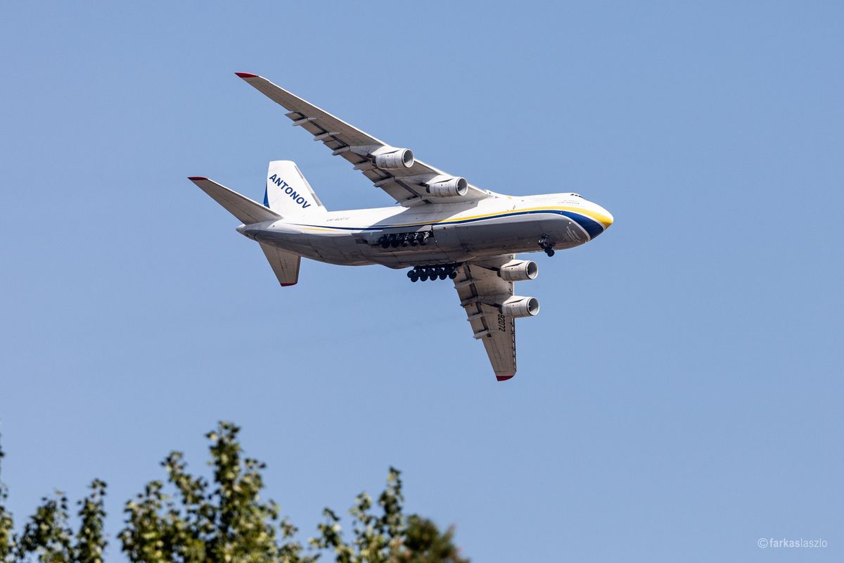 Antonov AN-124-100, repülőgép